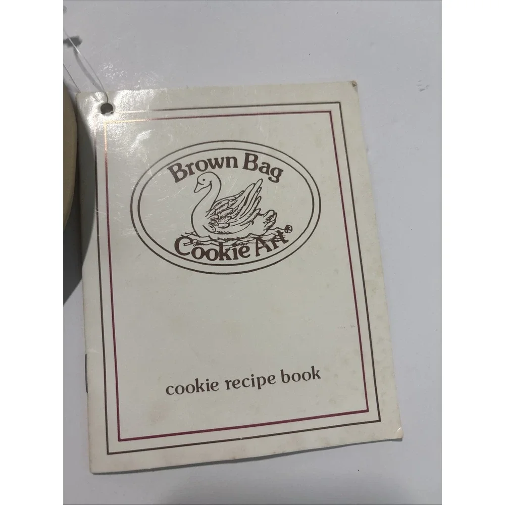 Vintage Brown Bag Cookie Mold Easter Bunny Rabbit W Eggs Hill Design Inc. 1993